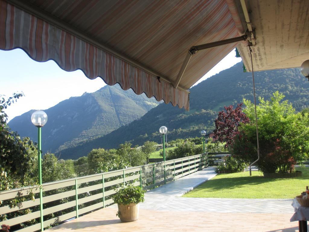 B&B Garden Solto Collina Extérieur photo